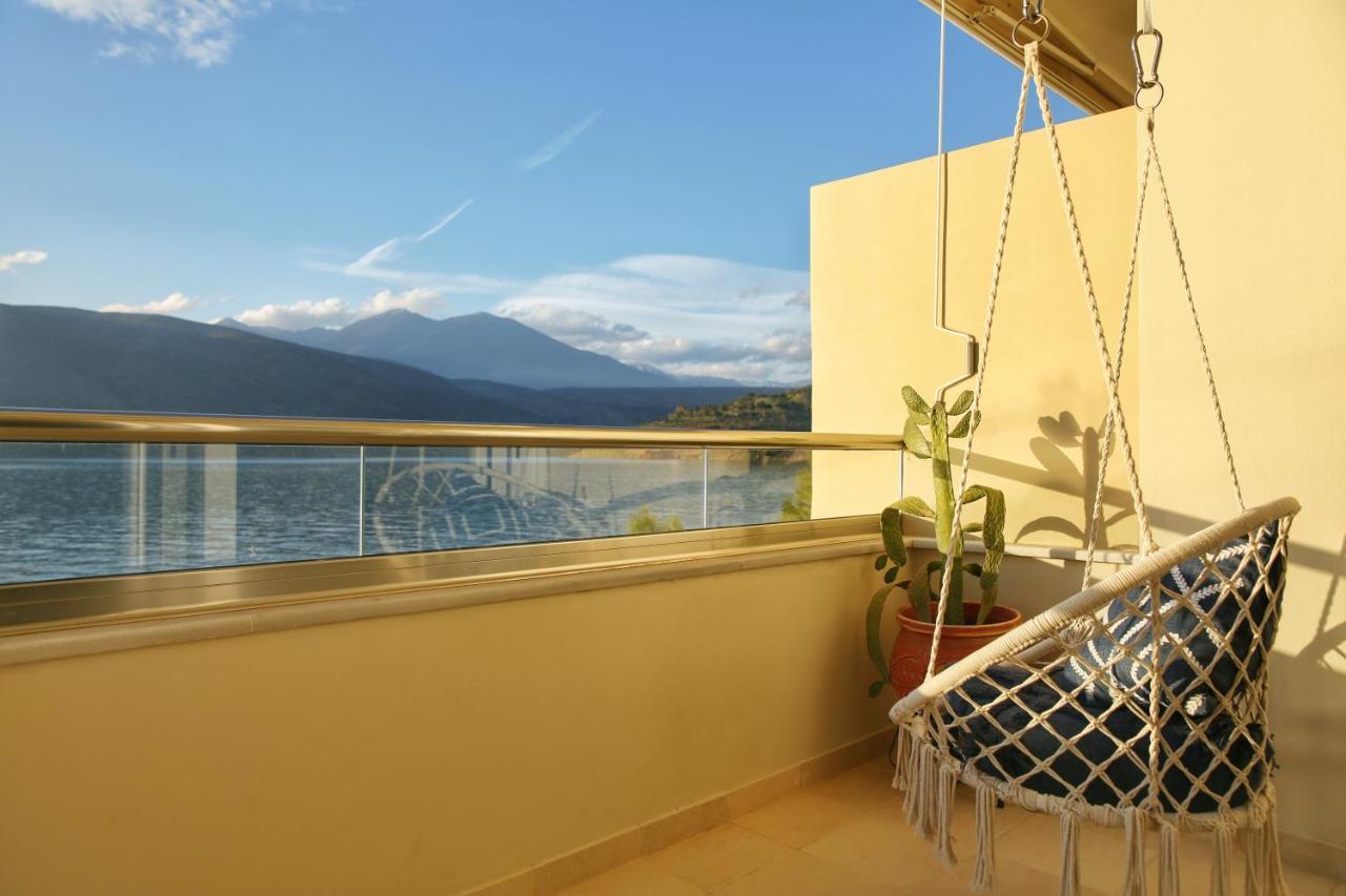 Boho Beach House In Itea-Delphi ภายนอก รูปภาพ